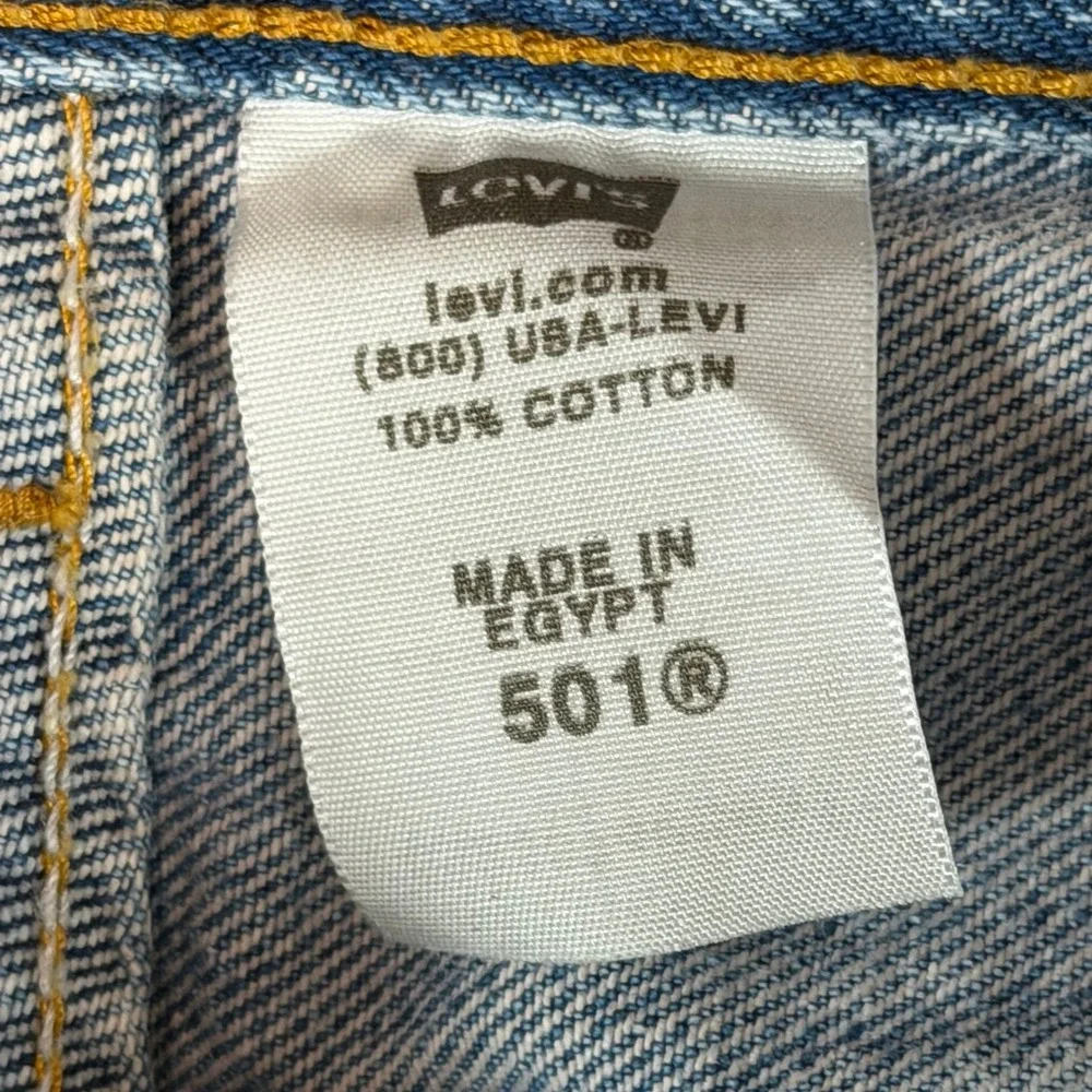 Vintage Levis 501xx Jeans Mens 30x27 Medium Wash Blue Button Fly Straight